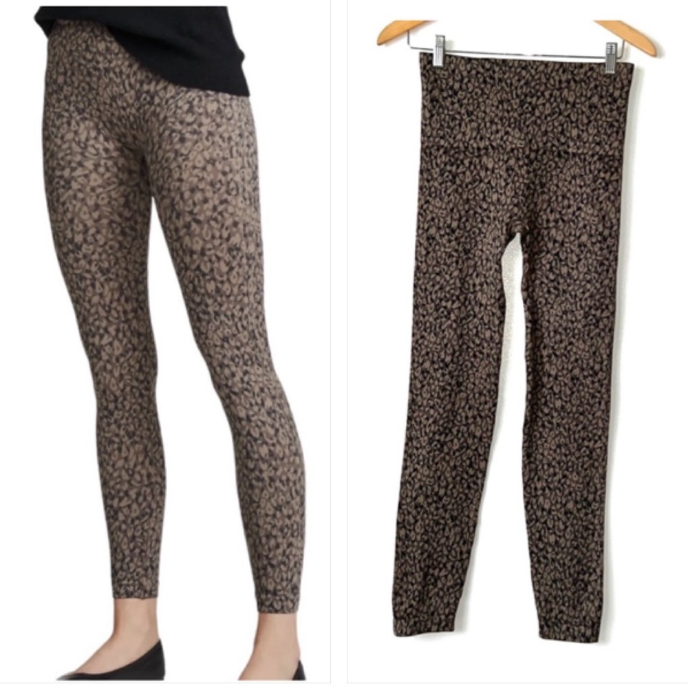 Spanx Look At Me Now Seamless Leggings NWOT